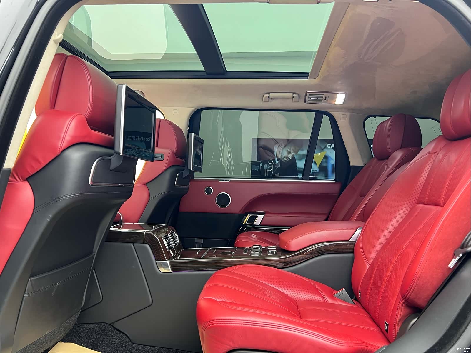 Land Rover Range Rover, 2016 11