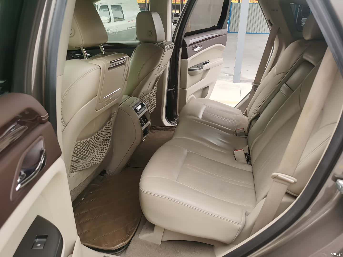 Cadillac SRX, 2013 6