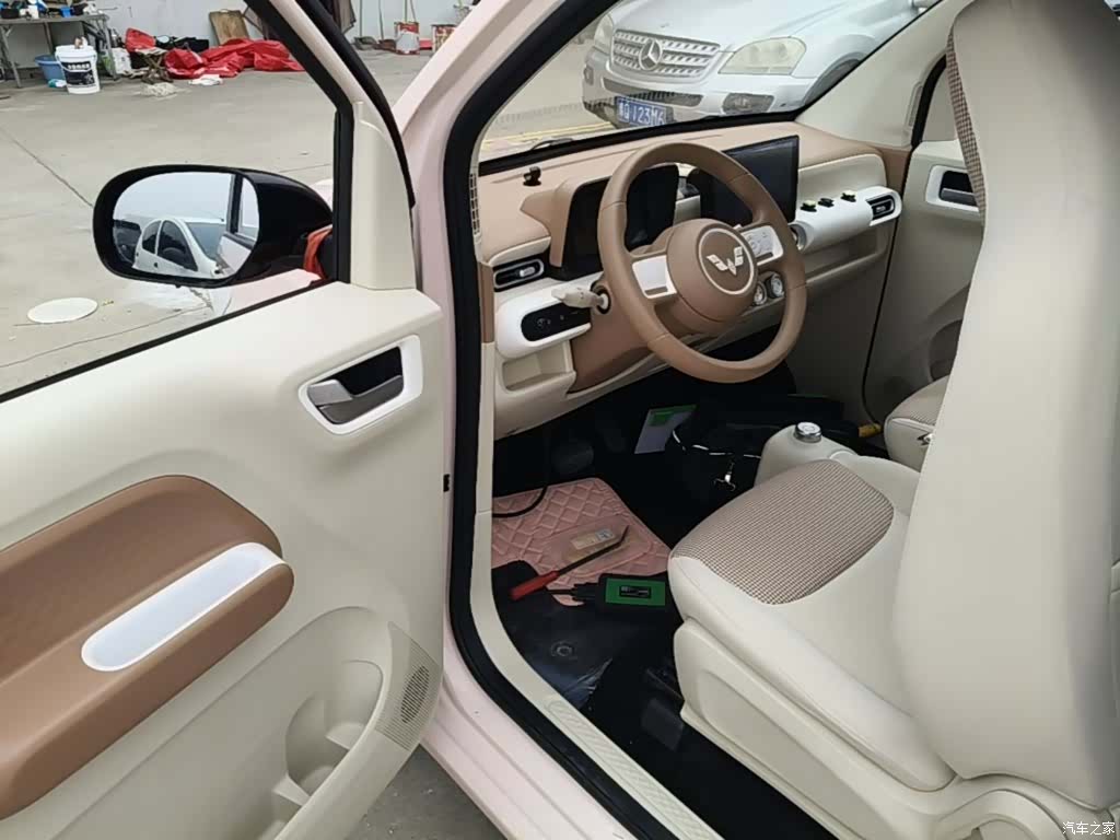 Wuling MINIEV, 2024 12