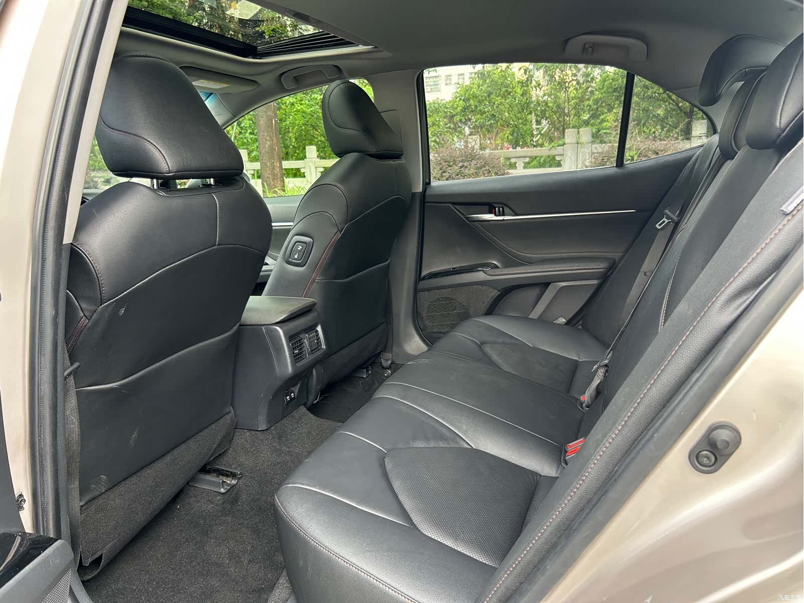 Toyota Camry, 2020 4