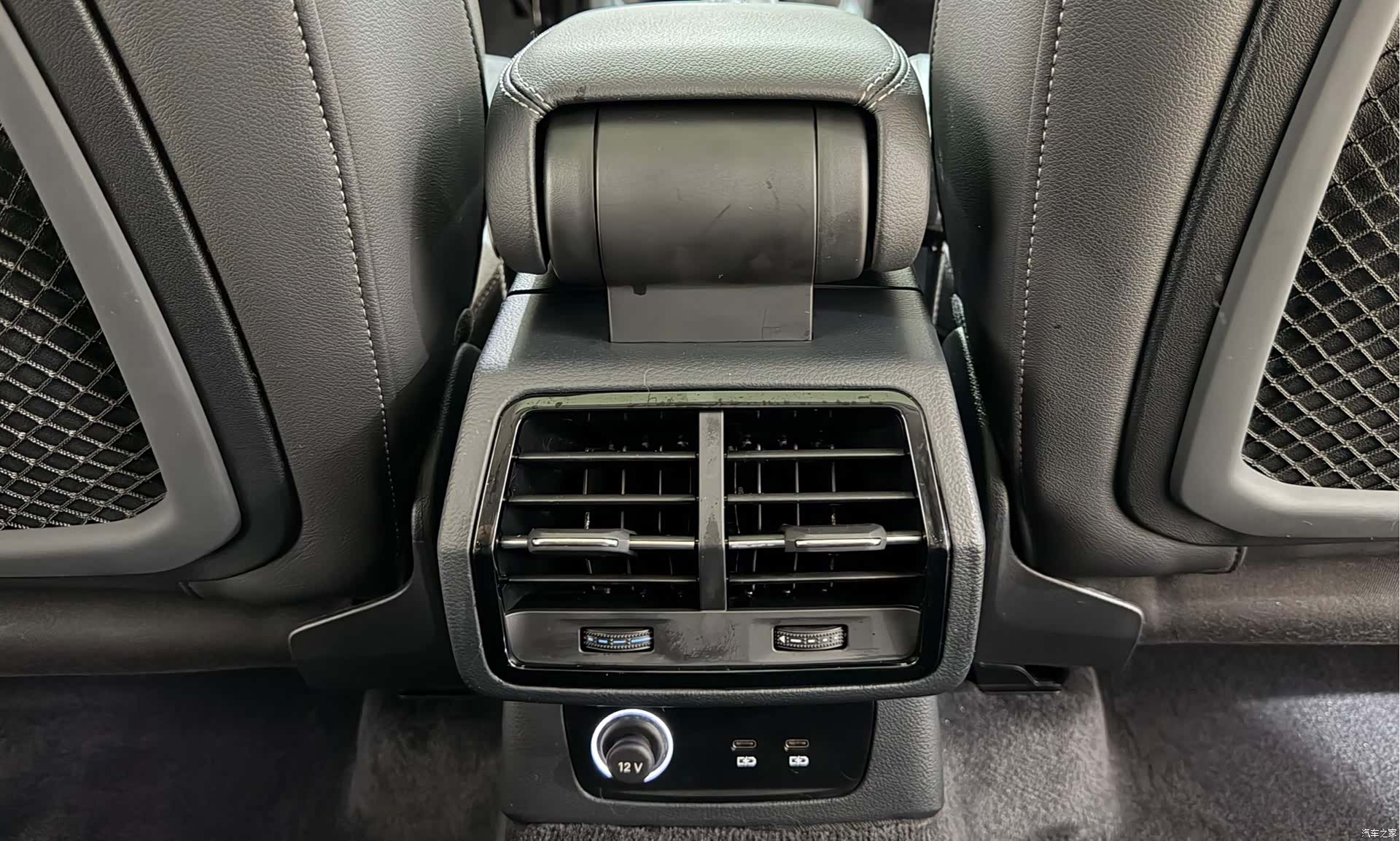 Audi Q3, 2023 19
