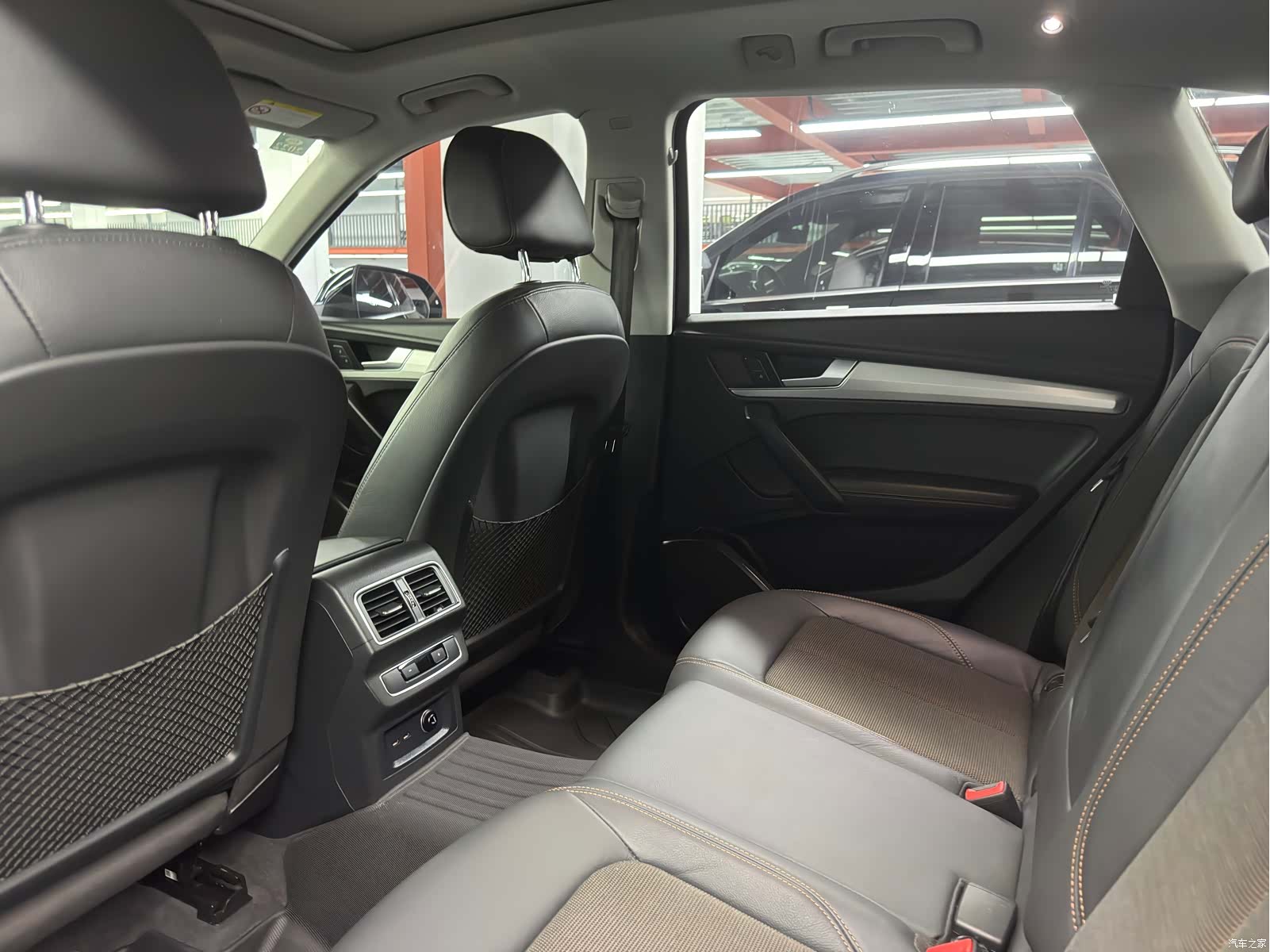 Audi Q5L, 2020 все фото