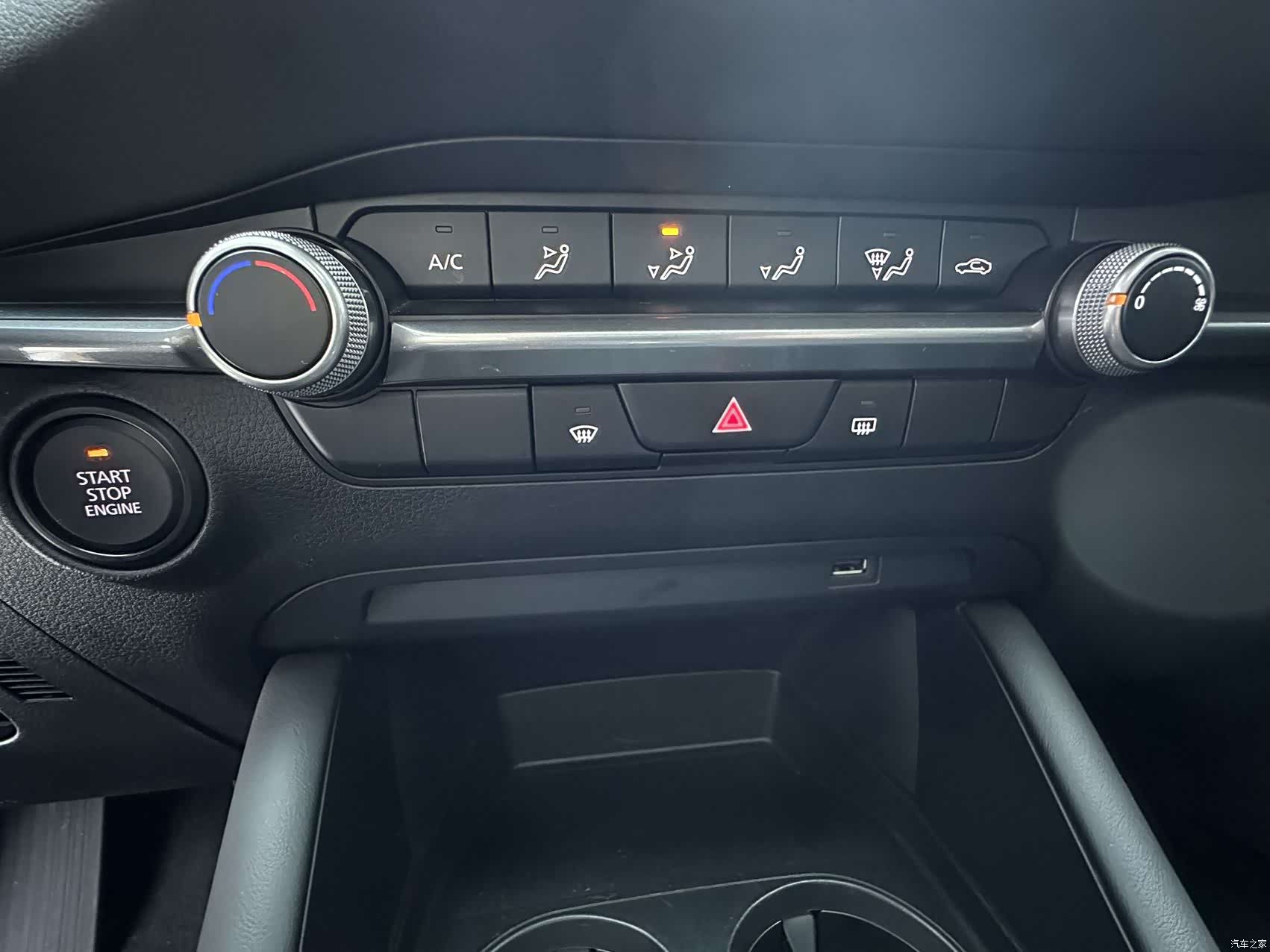Mazda Mazda3, 2022 16