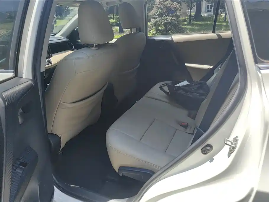 Toyota RAV4 Rongfang