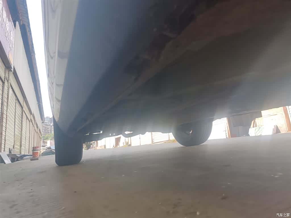 Geely X6, 2016 21