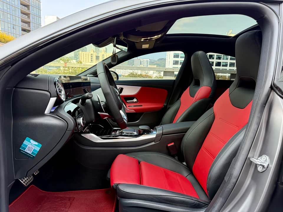 Mercedes-Benz CLA AMG