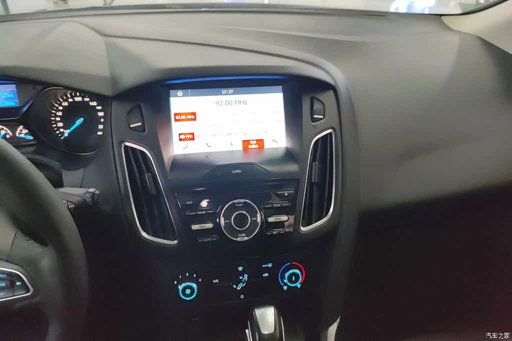 Ford Focus, 2018 13