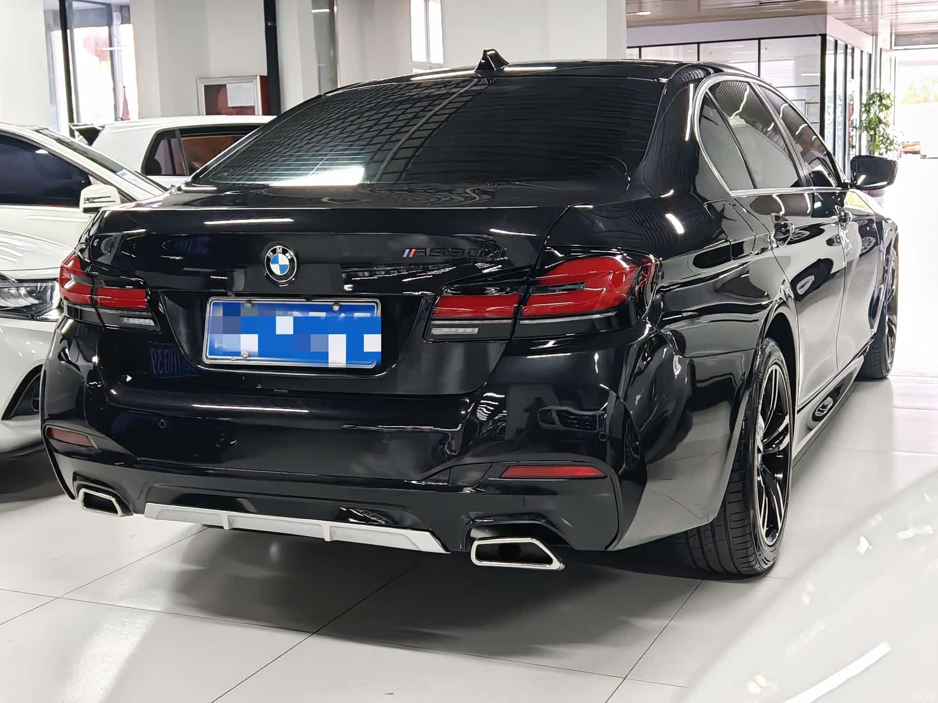 BMW 5 Series, 2012 4