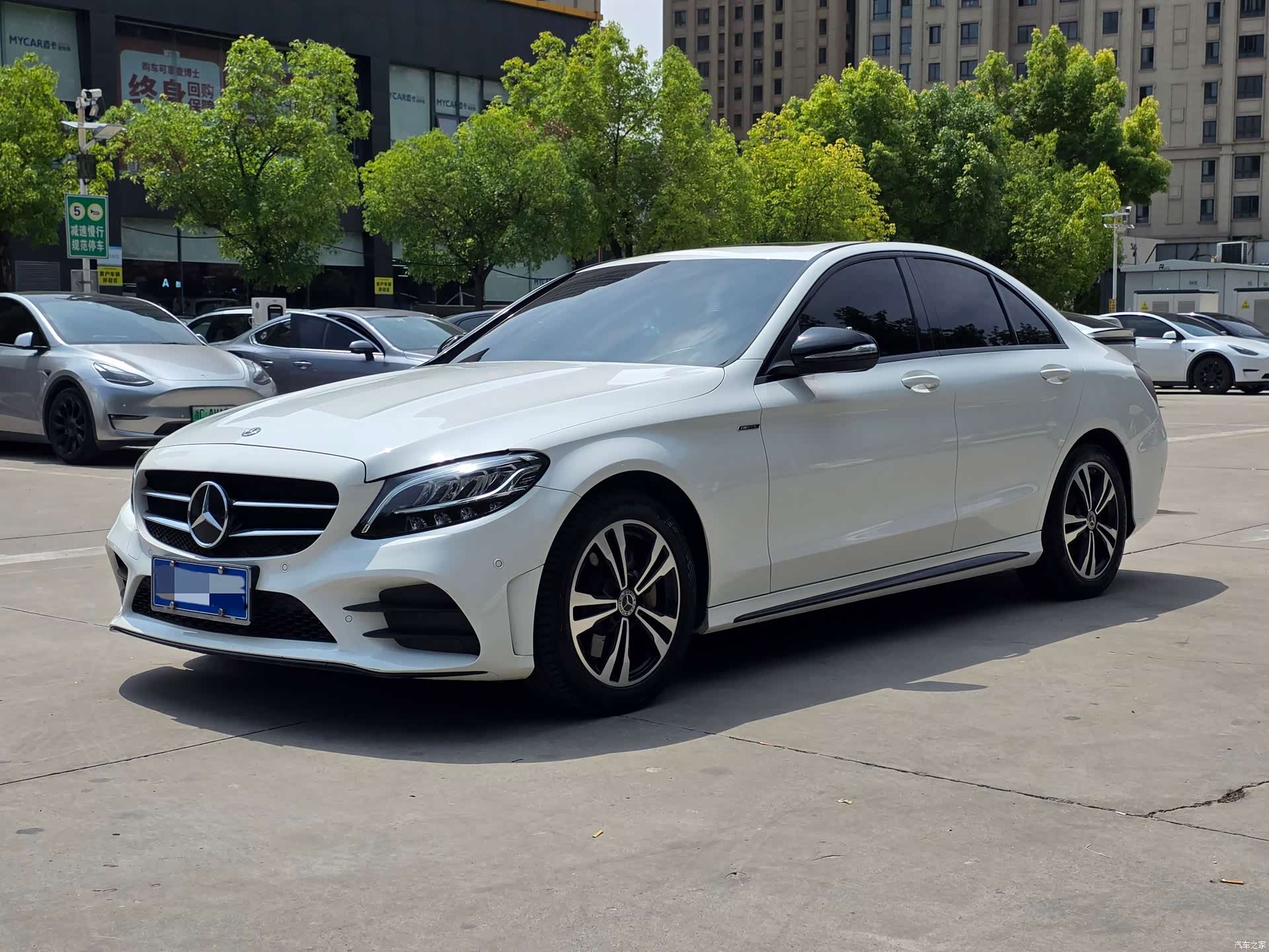 Mercedes-Benz C-Class, 2019 1