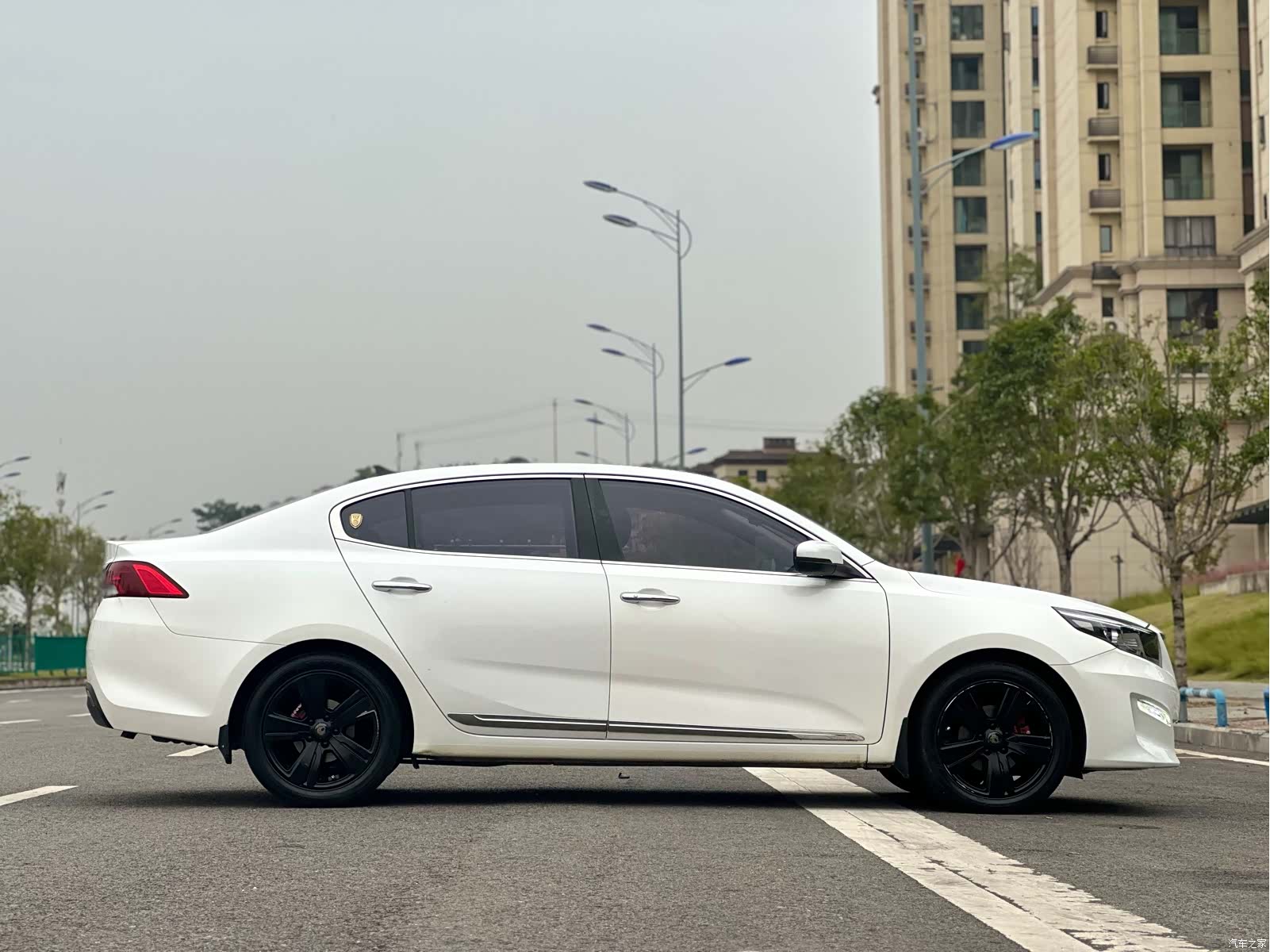 Kia GLS, 2018 14