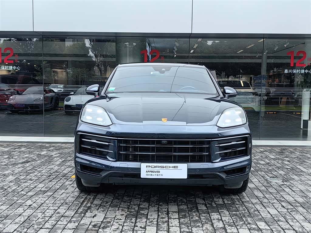 Porsche Cayenne, 2024 11