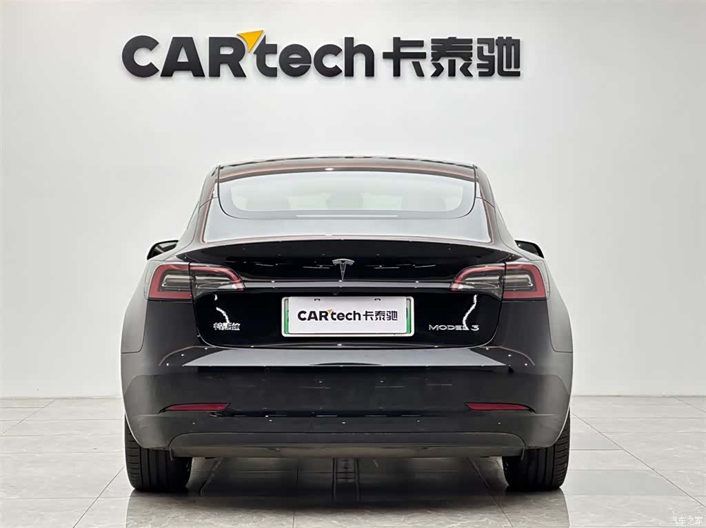 Tesla Model 3, 2022 4