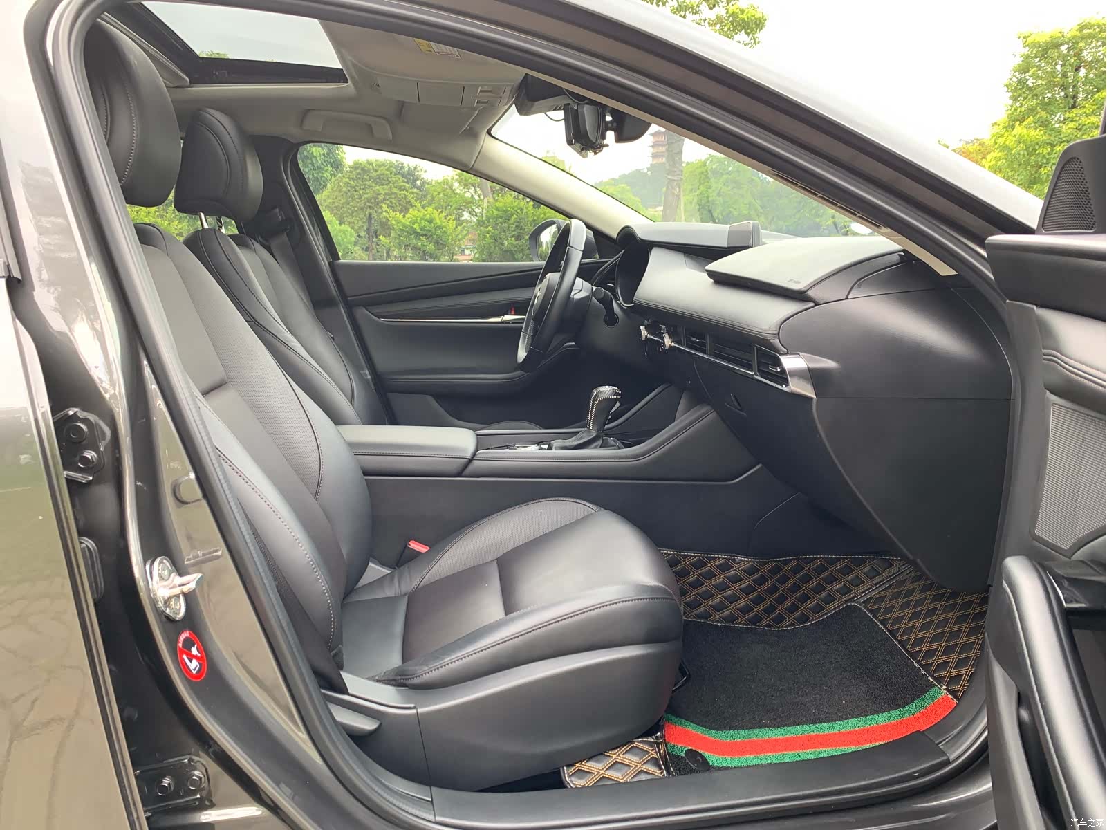 Mazda Mazda3, 2020 10