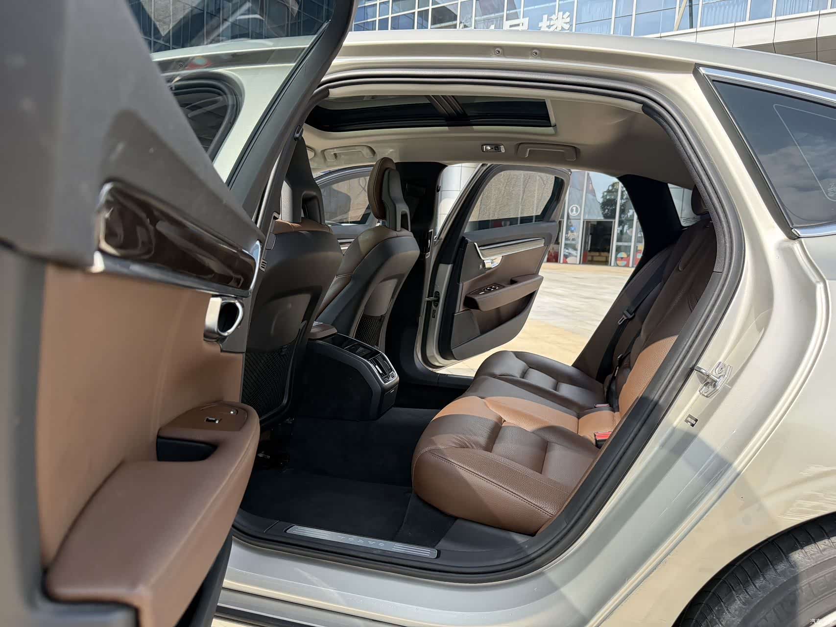 Volvo S90, 2018 все фото