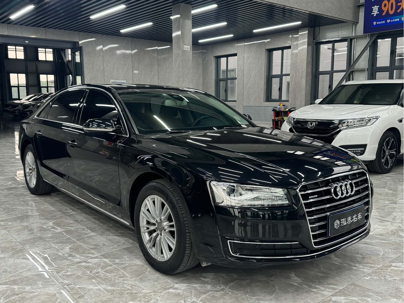 Audi A8L, 2015 3