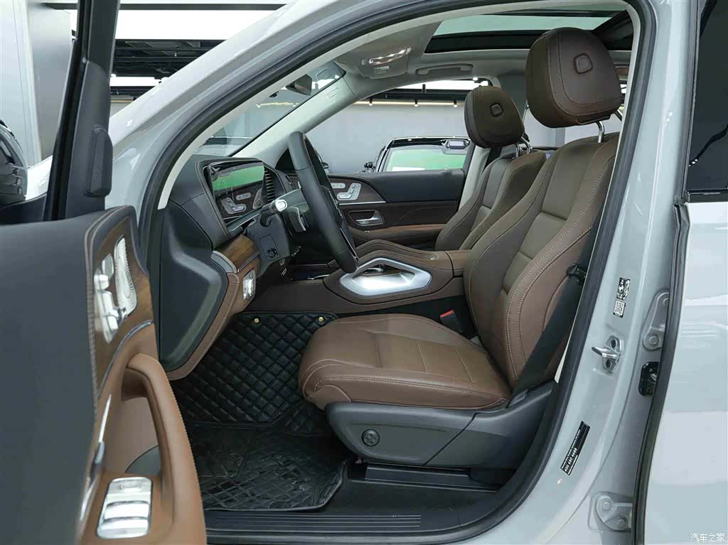 Mercedes-Benz GLE, 2024 11