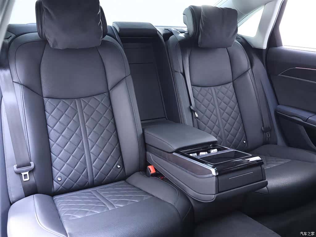 Audi A8L, 2023 23