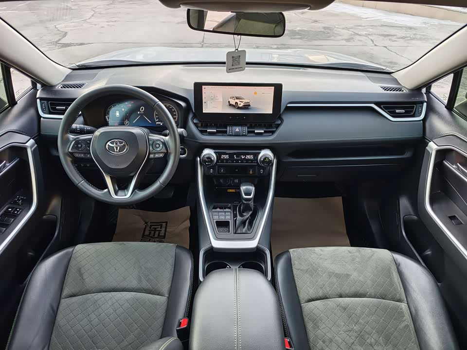 Toyota RAV4 Rongfang