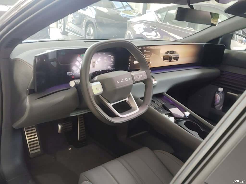 Audi TT, 2025 10