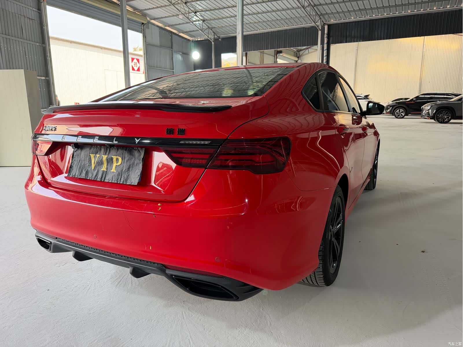 Geely Binray, 2022 8