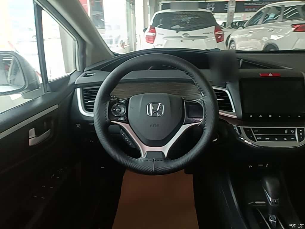 Honda Jade, 2016 11
