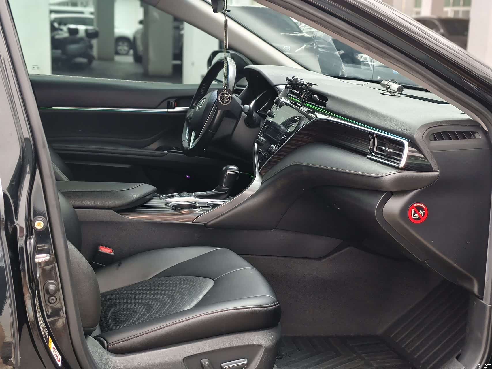 Toyota Camry, 2018 9