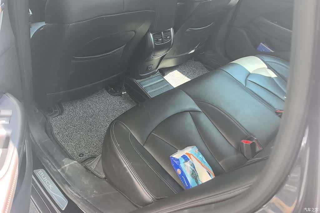Buick LaCrosse, 2021 11