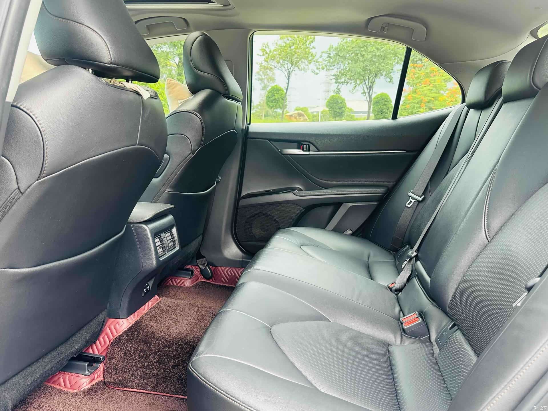 Toyota Camry, 2018 11