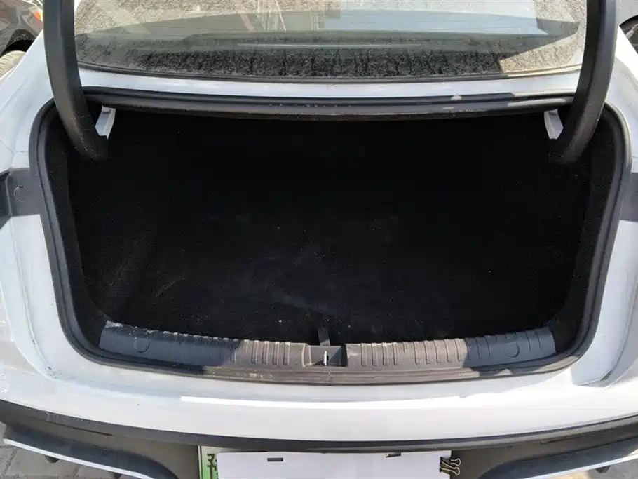 BYD Seal 06