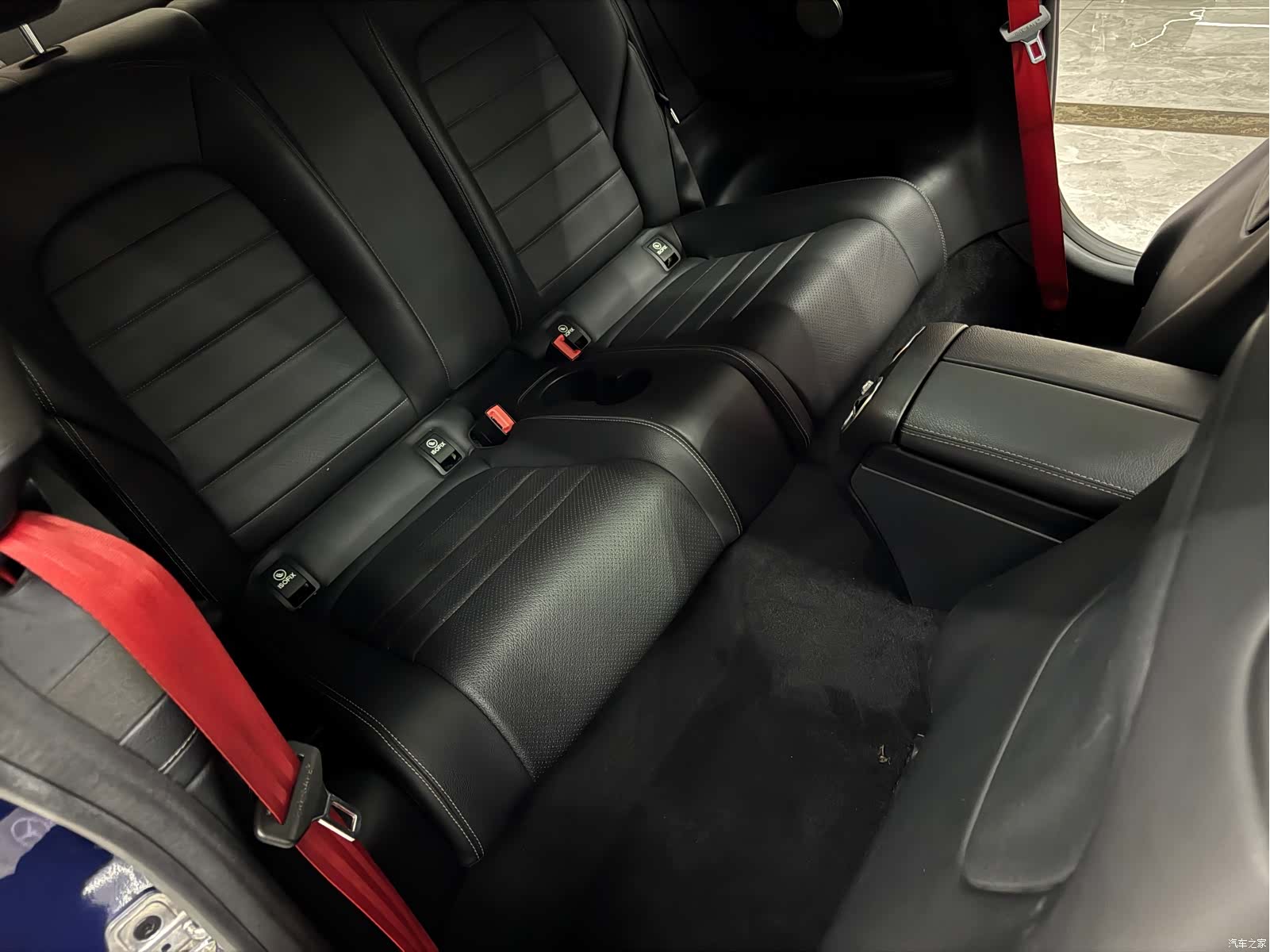 Mercedes-Benz C-Class, 2018 12