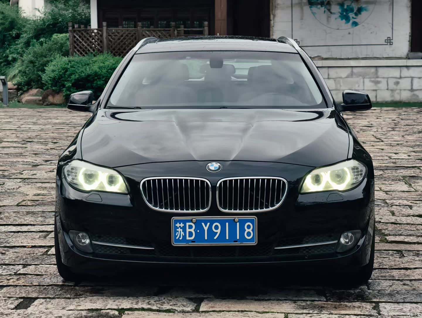 BMW 5 Series, 2012 1