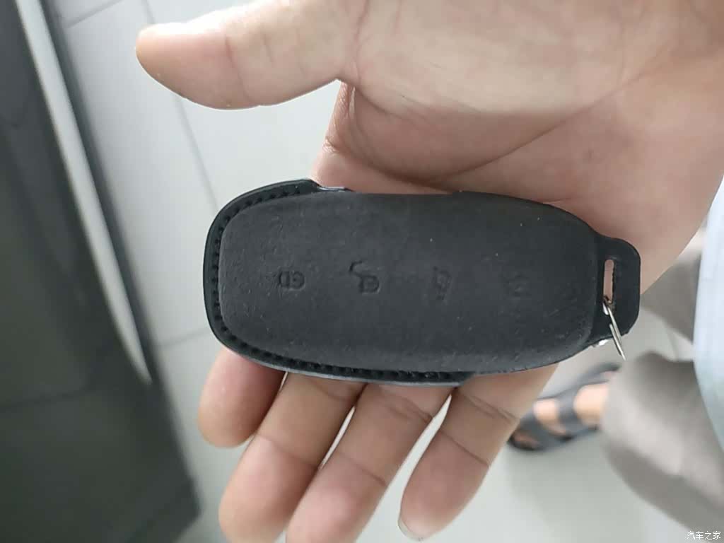 Denza D9, 2023 9