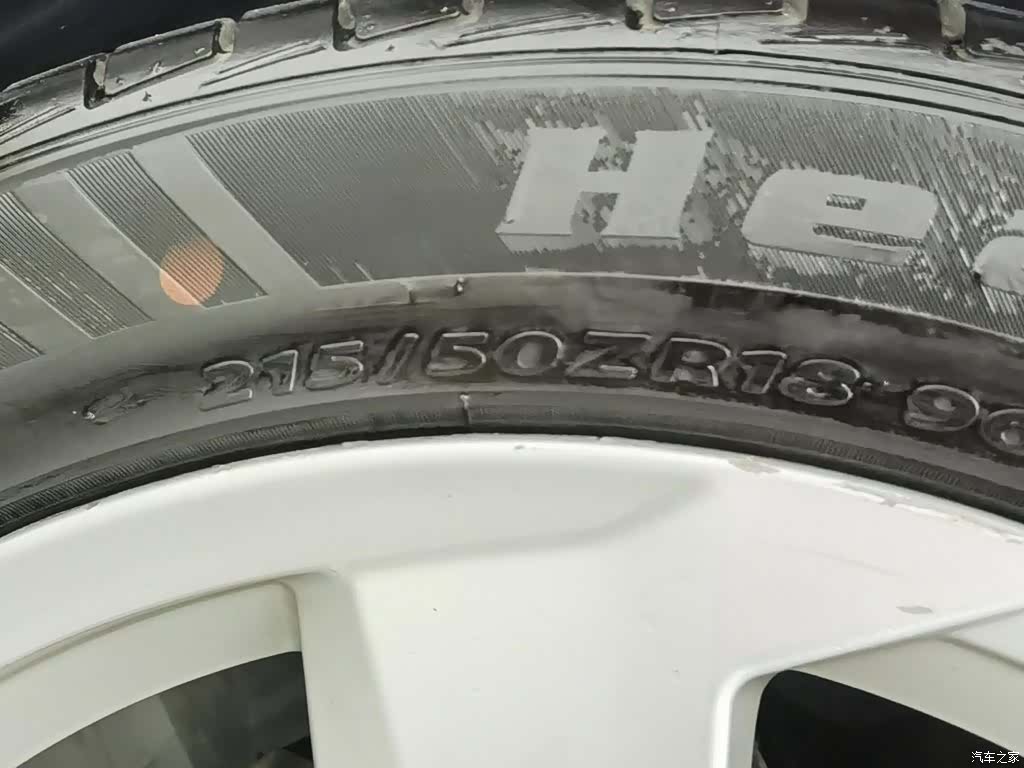 Audi Q2L, 2019 24