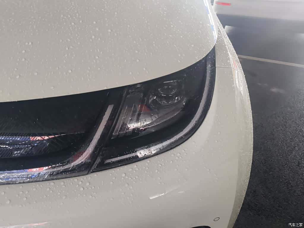 BYD Dolphin, 2024 18