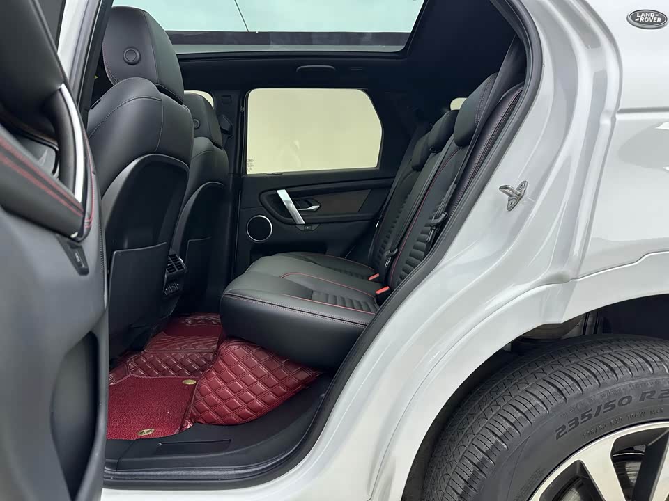 Land Rover Discover sources for sports