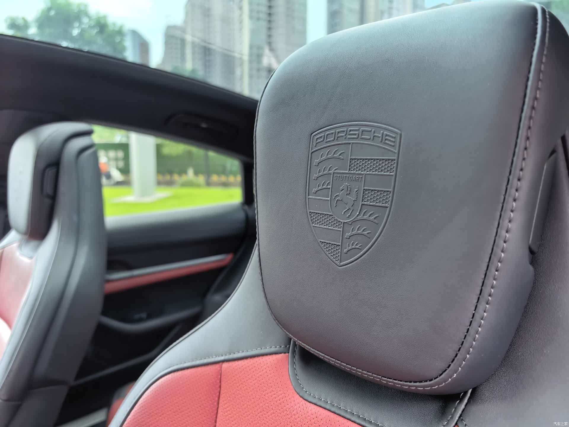 Porsche Taycan, 2025 9