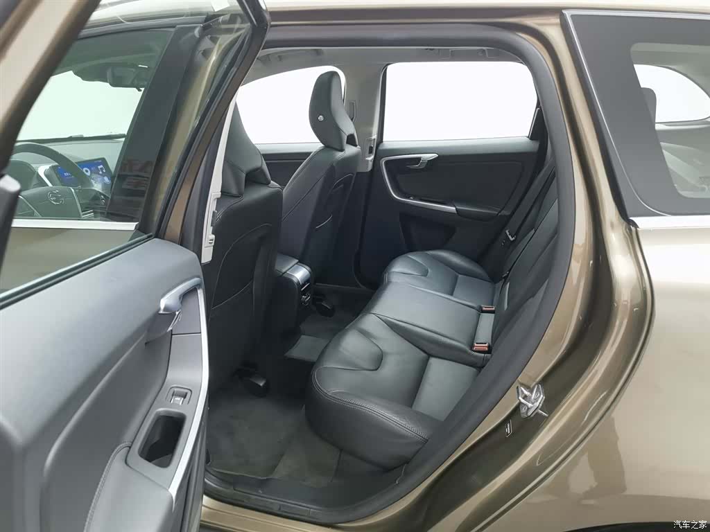 Volvo XC60, 2017 15