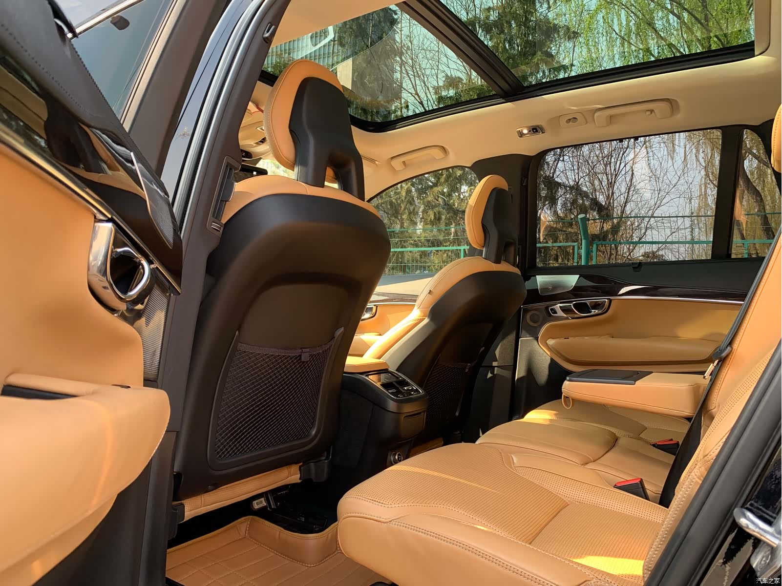 Volvo XC90, 2015 14