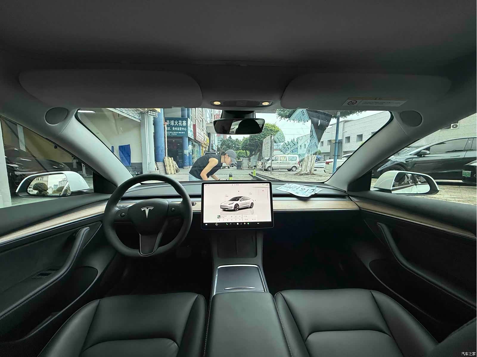 Tesla Model 3, 2022 11