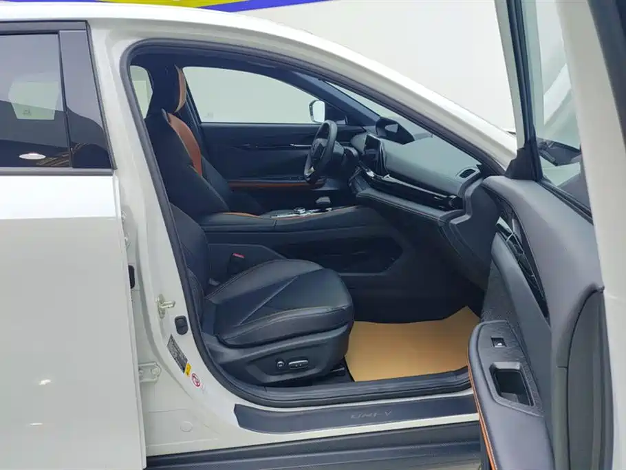 Changan UNI-V Smart iDD