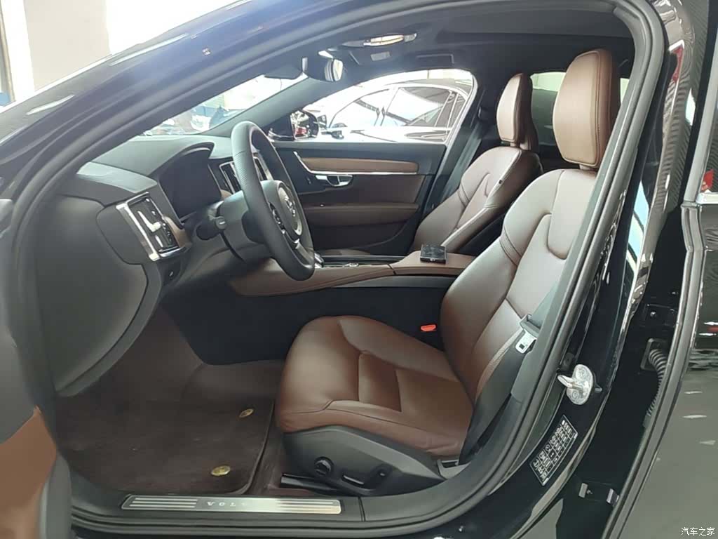 Volvo S90, 2025 15