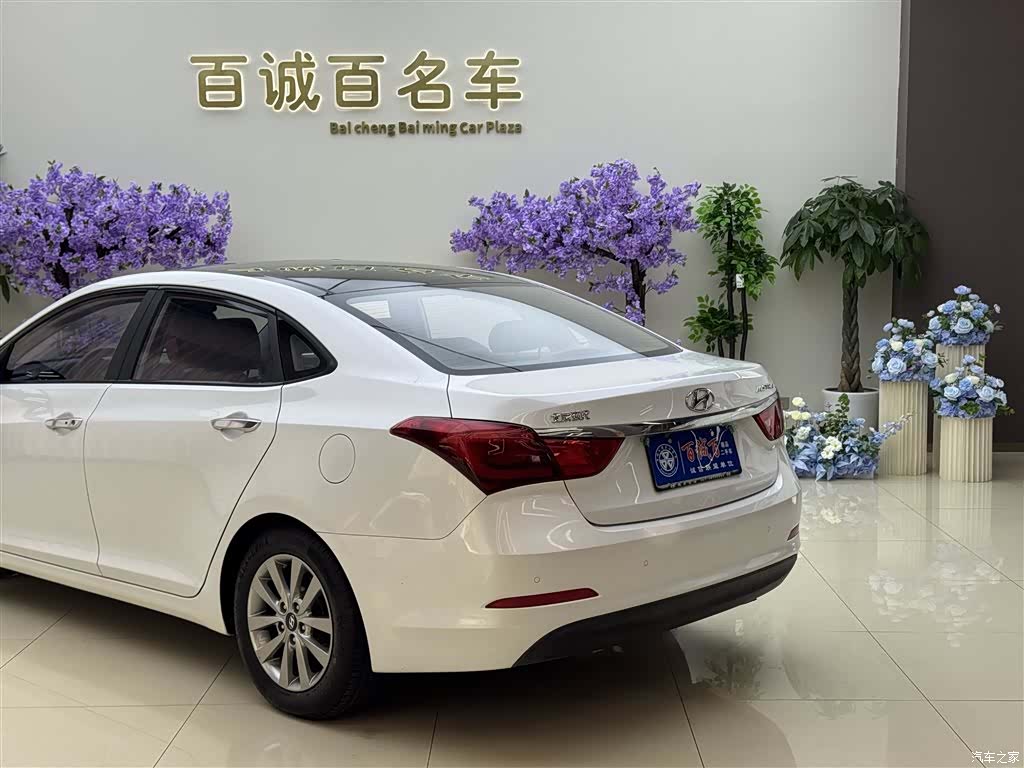Hyundai GLS, 2015 9