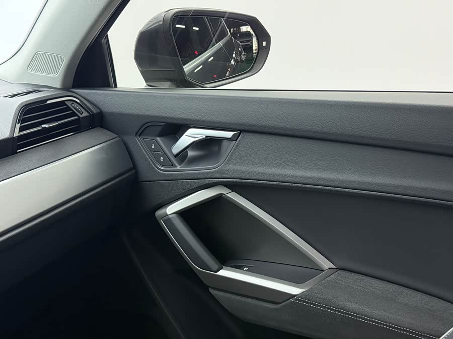 Audi Q3 2022, фото 10