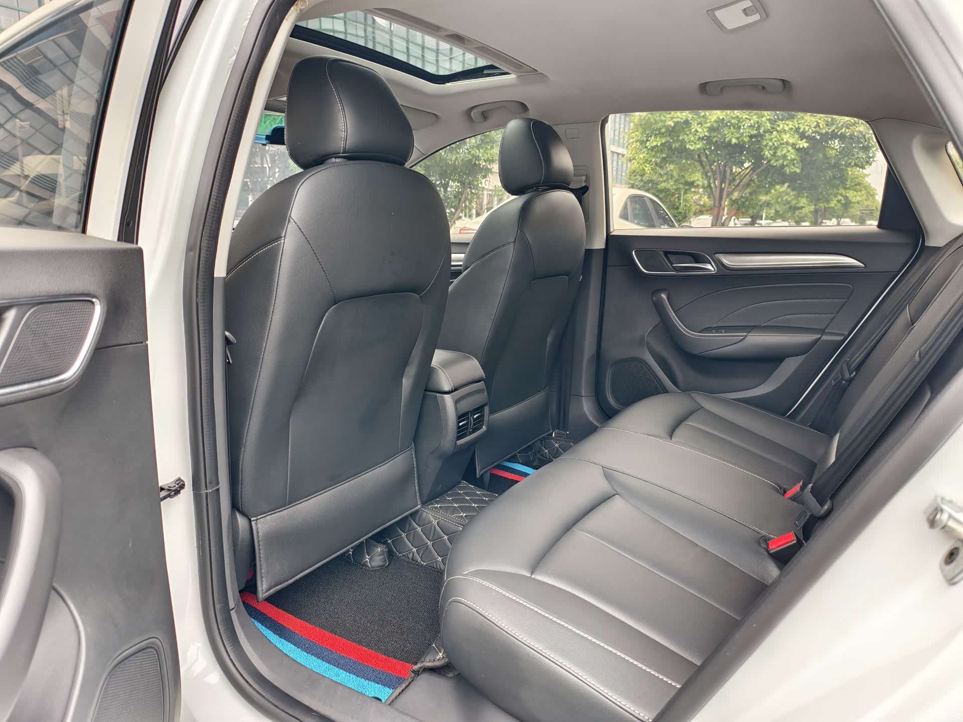 Roewe i6, 2018 17