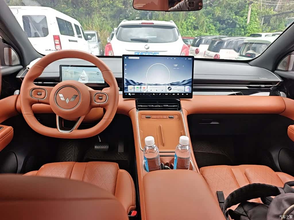 Wuling Starlight, 2025 10