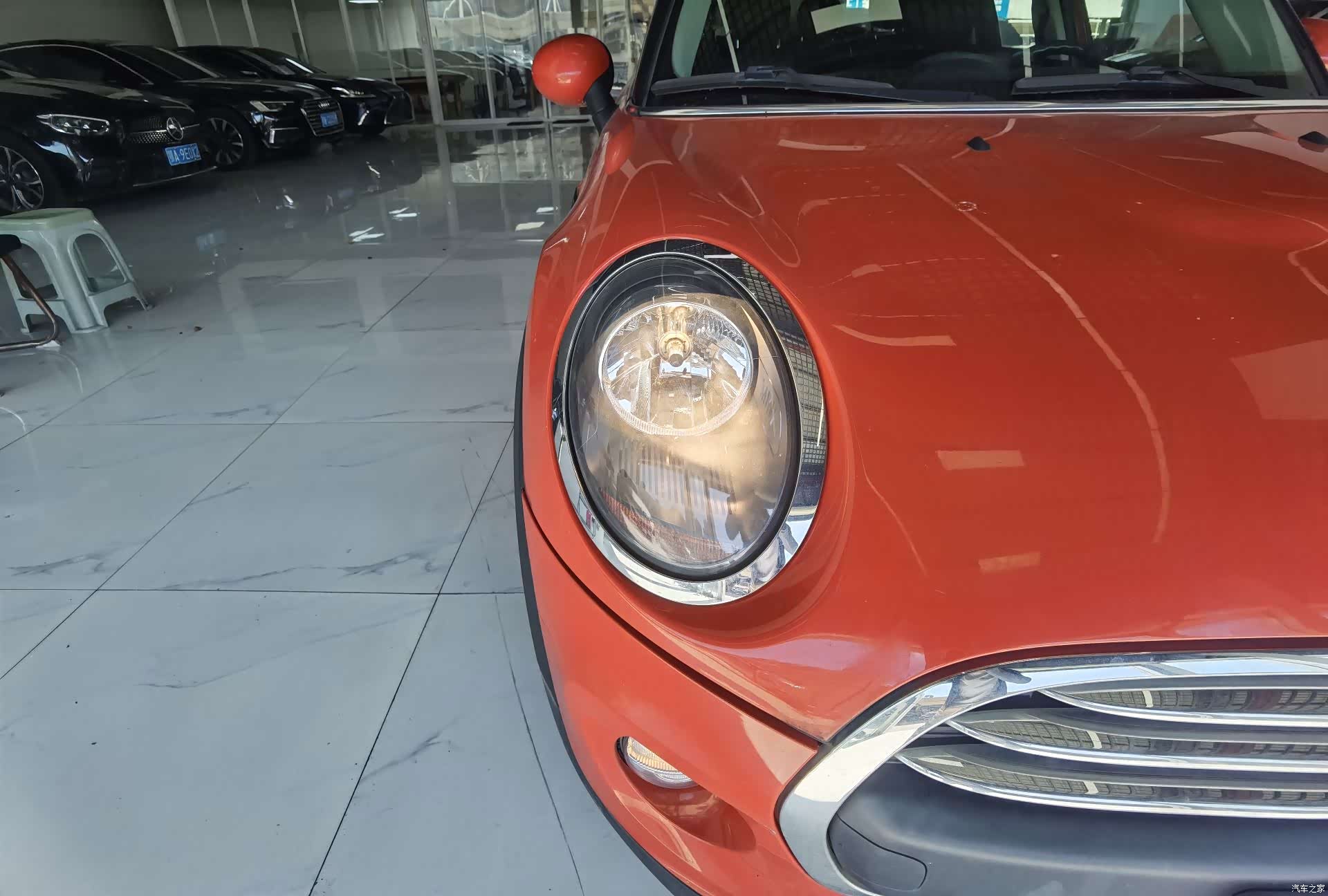 Mini ONE, 2019 4