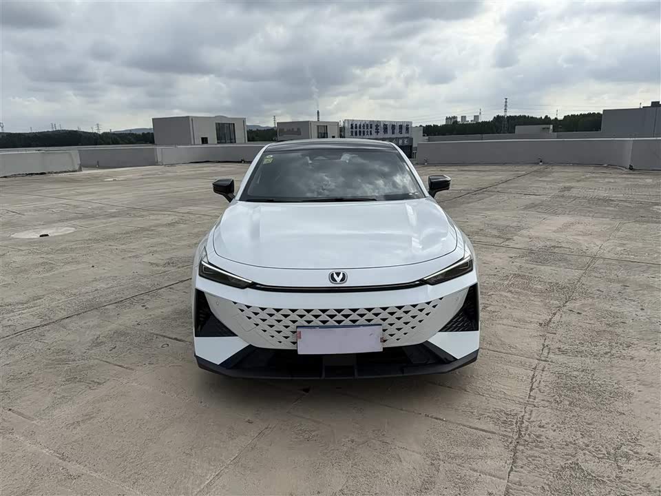 Changan UNI-V