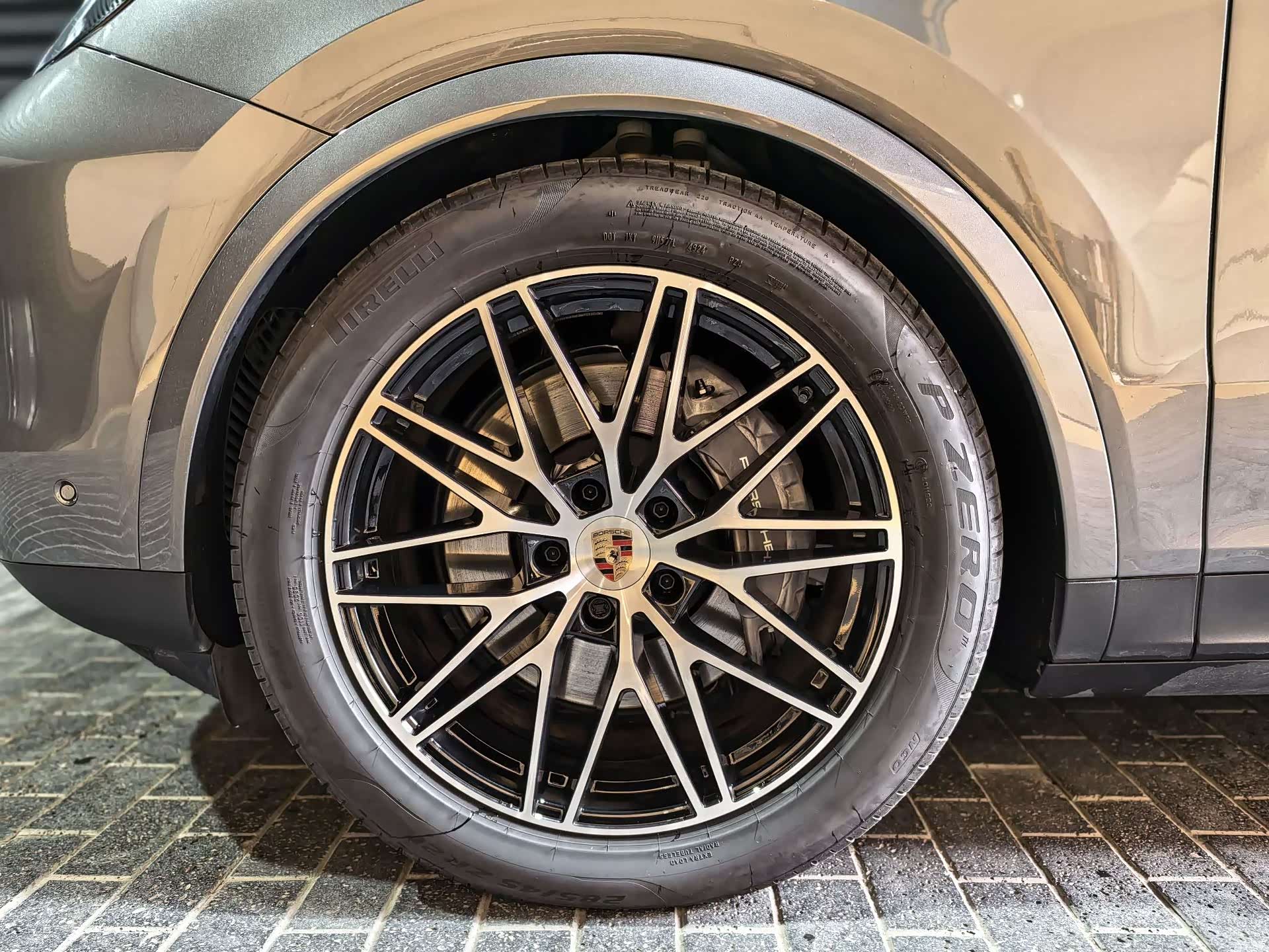 Porsche Cayenne, 2025 19
