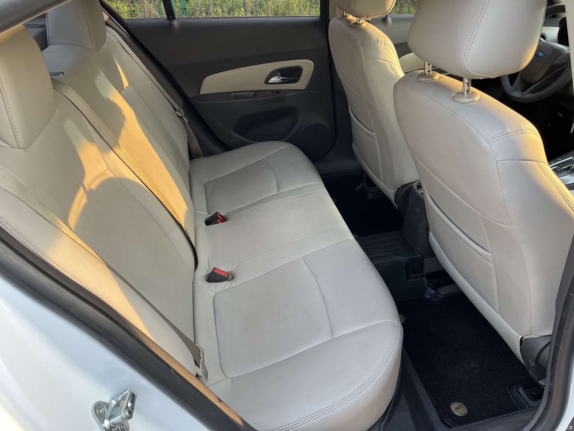 Chevrolet SE, 2015 6