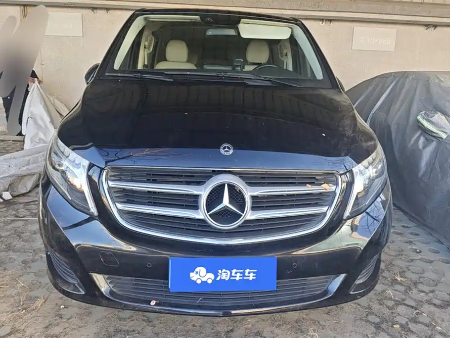 Mercedes-Benz V-class